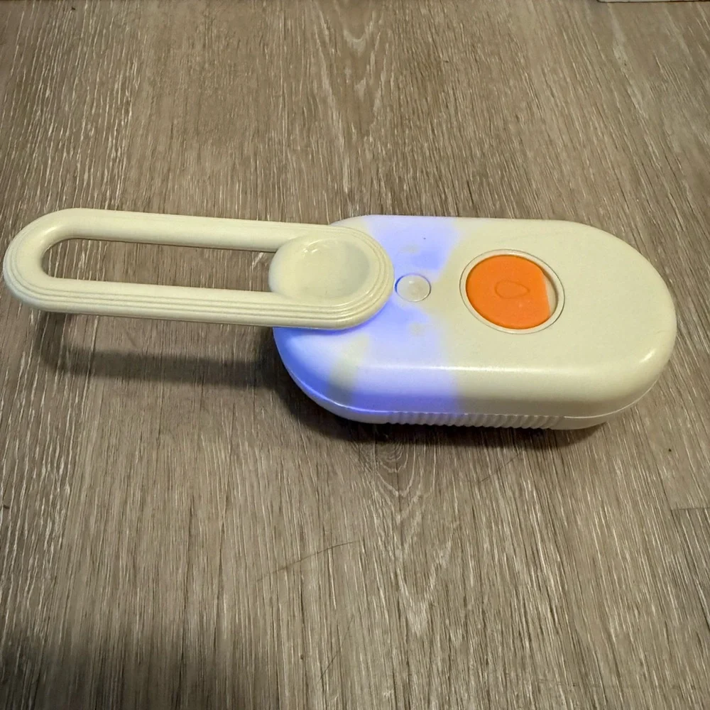 Pet water brush